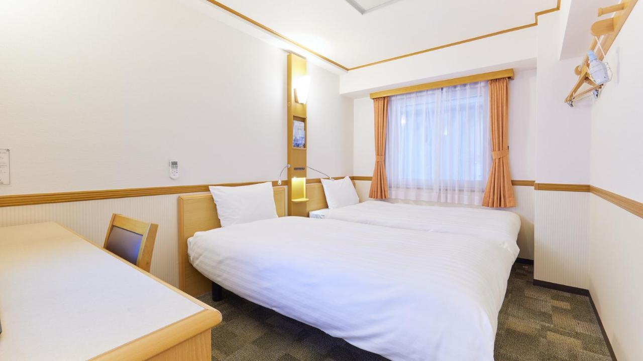 Toyoko Inn Osaka Hankyu Juso-Eki Nishi-Guchi No.1 Exterior photo